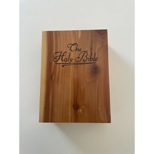 Holy Bible Memorial Edition Concordance 1976 Cedar Wood Box‎ Vintage